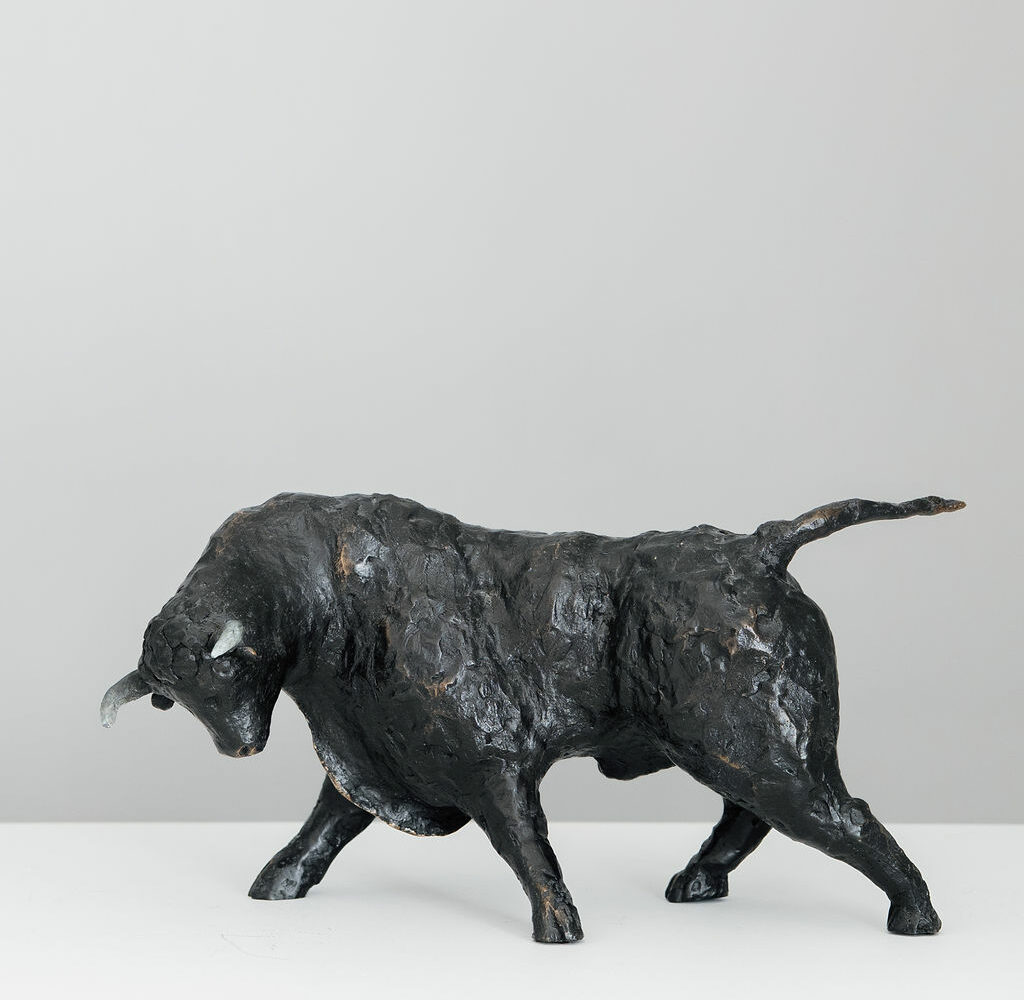 le taureau sculpture bronze profil